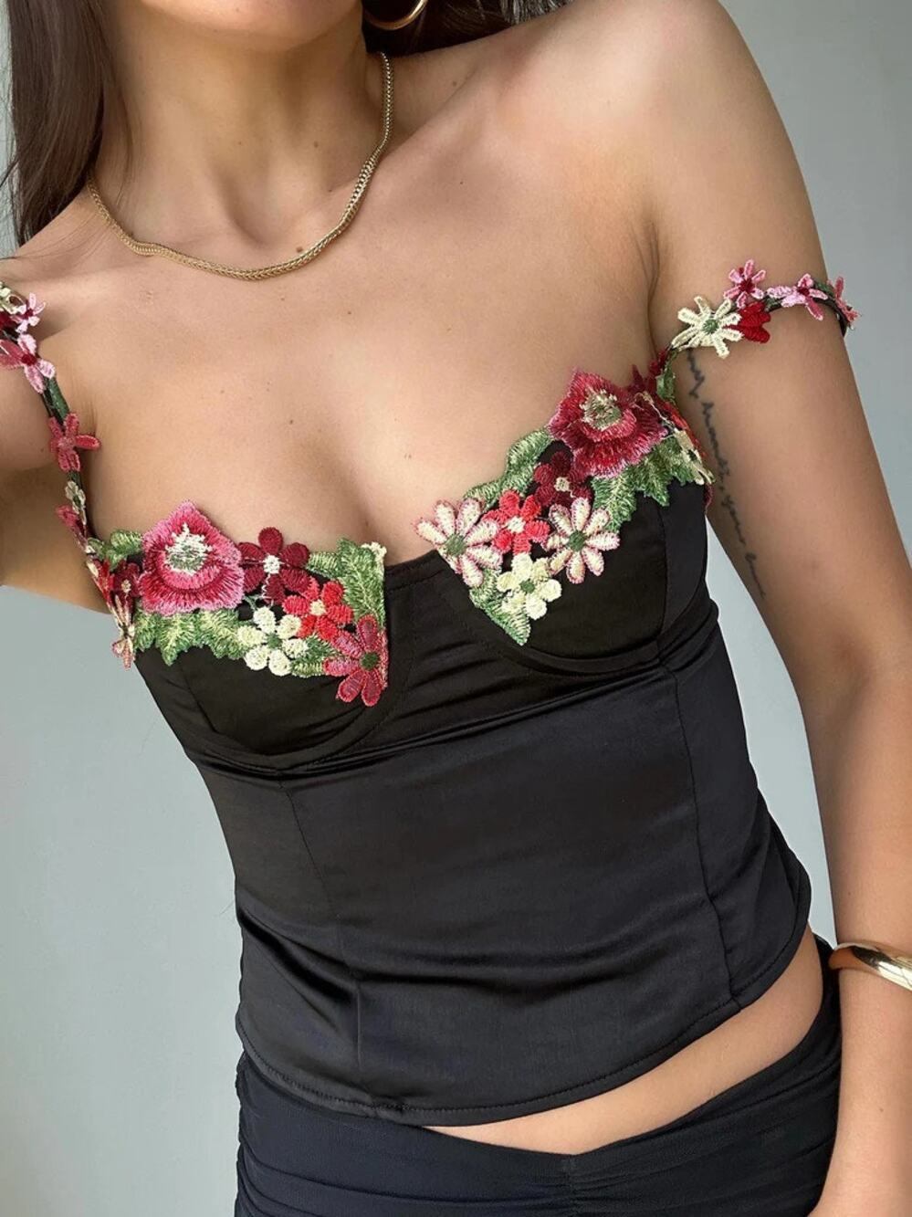 Princess Polly Enchante To Meet You Top Black Flower Embellished Floral Womens 0
